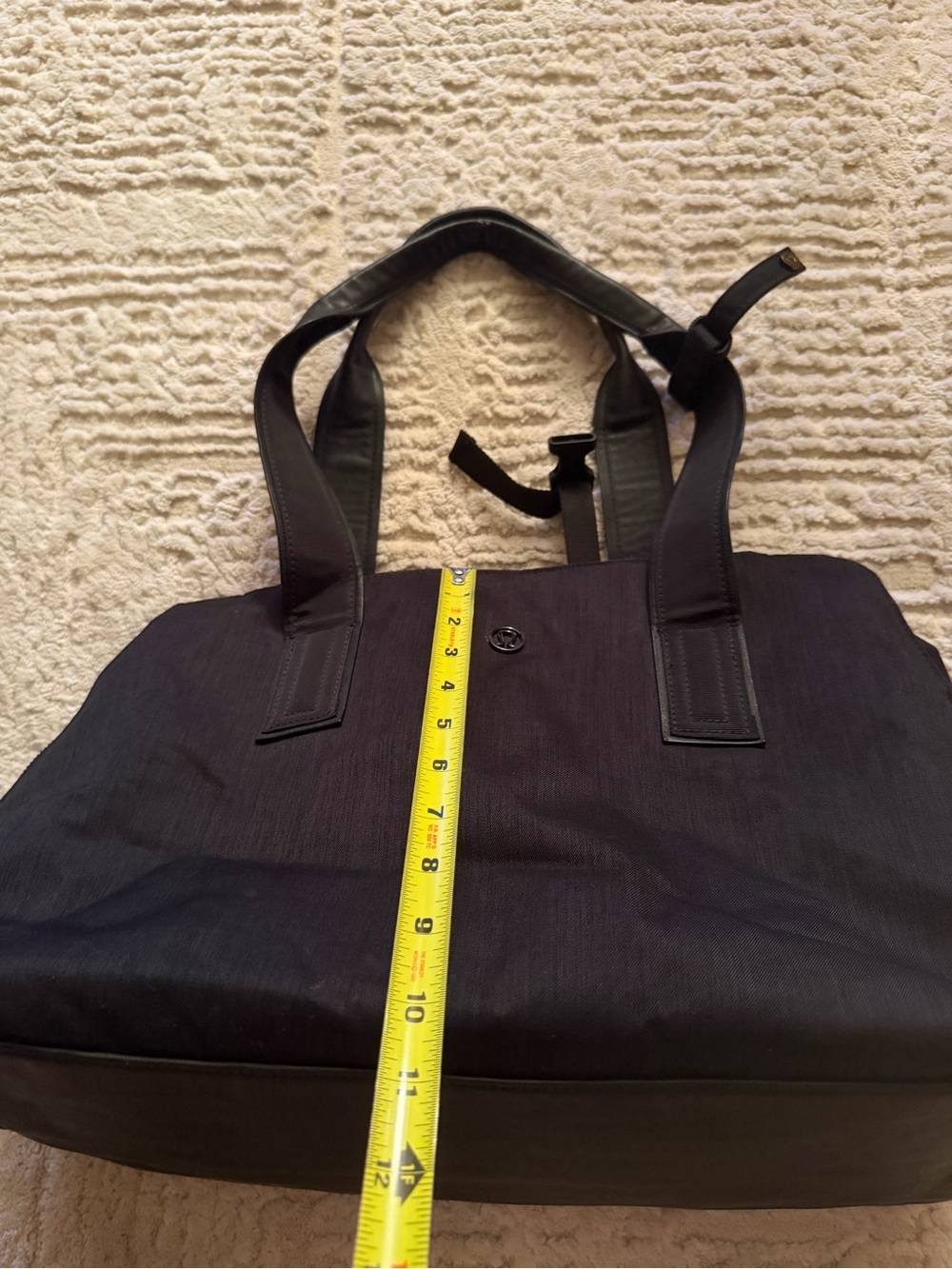 Lululemon duffel bag gym travel carry - Picture 8 of 10